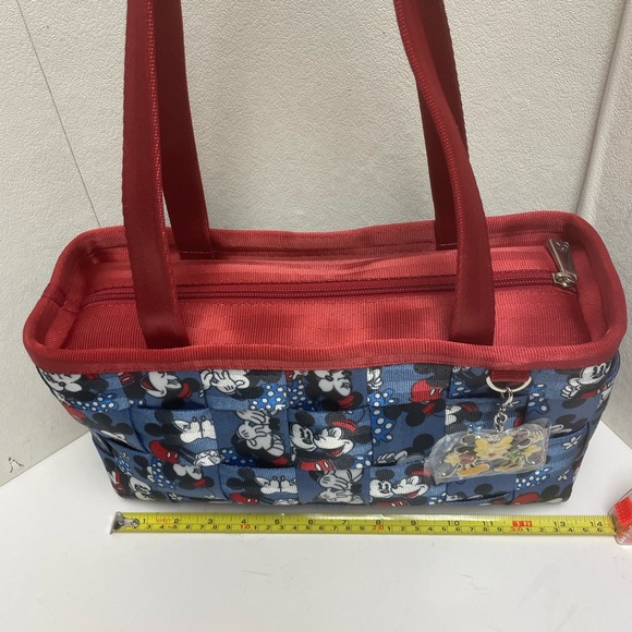 Harveys Disney Mickey Loves Minnie Classic Boyfriend Seatbelt Purse Shoulder Bag - Picture 5 of 10